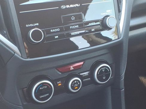 Used 2023 Subaru Crosstrek 2.0i image 18