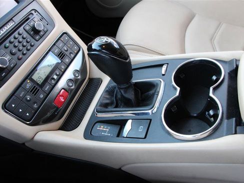 Used 2013 Maserati GranTurismo Sport RWD image 23