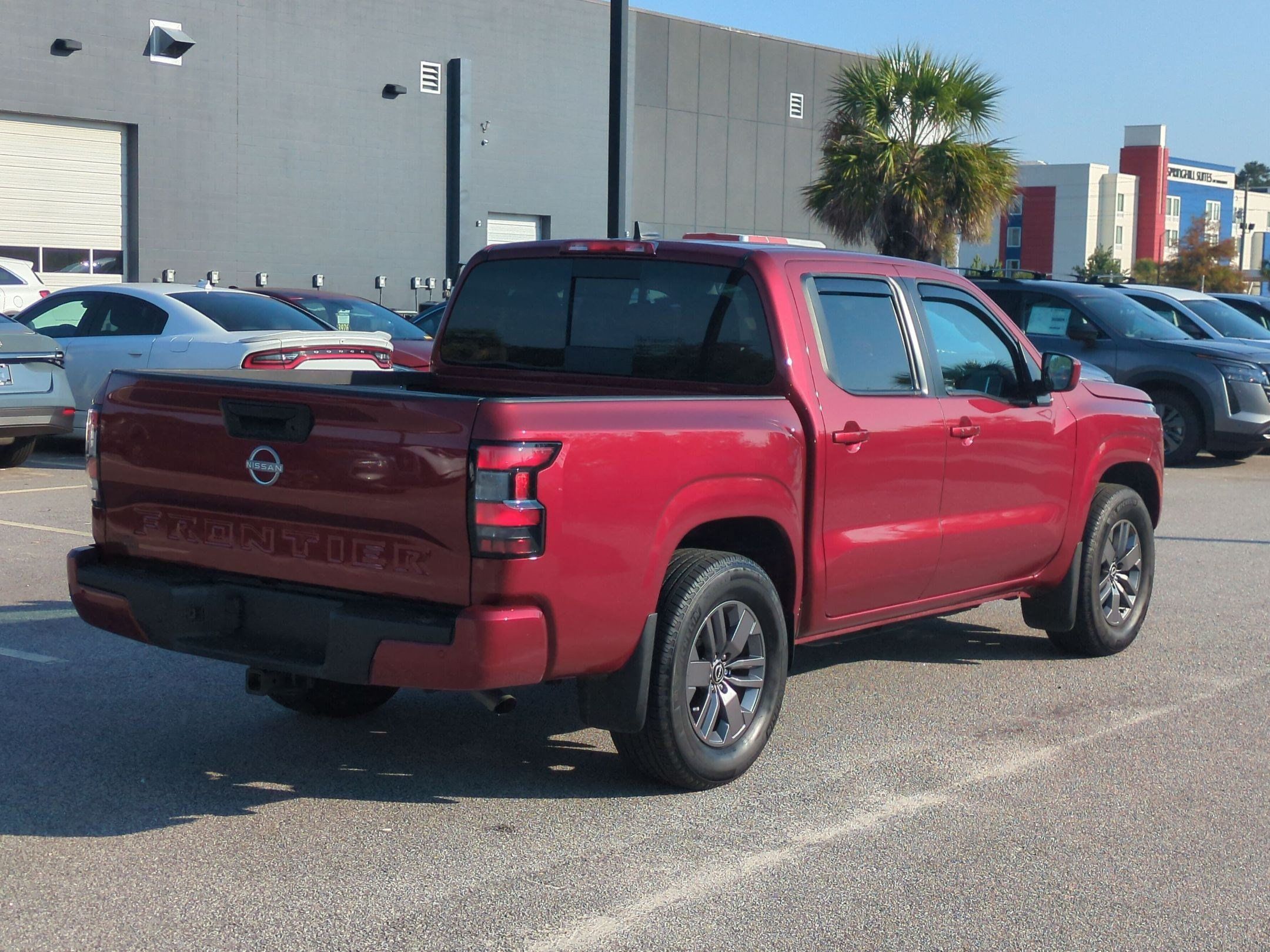 Certified 2025 Nissan Frontier SV w/ SV Convenience Package RWD image 4