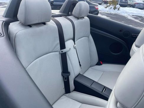 Used 2011 Lexus IS 250C w/ Luxury Pkg image 11