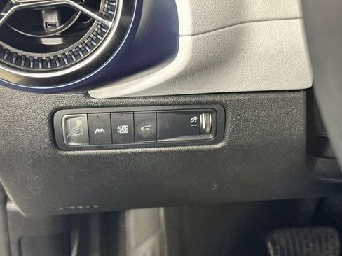 Used 2024 Chevrolet Equinox EV LT image 18