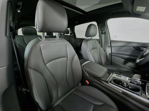Used 2025 Audi Q7 3.0T Premium Plus image 29