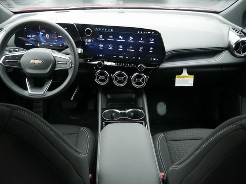 New 2025 Chevrolet Blazer EV LT image 19