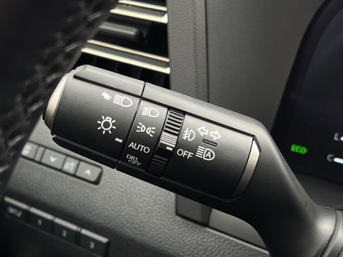 Used 2024 Lexus GX 550 w/ Accessory Package (Z1) image 54