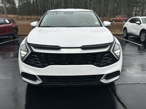 Used 2024 Kia Sportage EX image 3