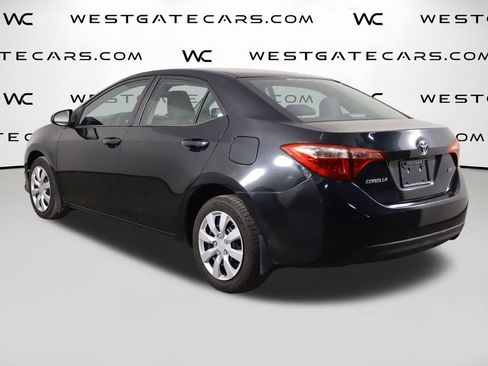 Used 2017 Toyota Corolla LE w/ Carpet Mat Package (TMS) FWD image 35
