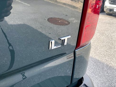 Used 2025 Chevrolet Silverado 1500 LT w/ Leather Package image 8