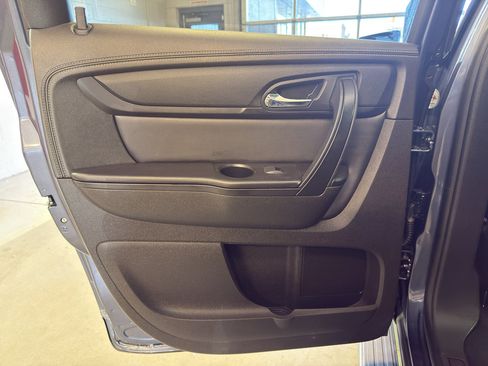 Used 2014 Chevrolet Traverse LT w/ LPO, 'HIT The Road' Package AWD/4WD image 30