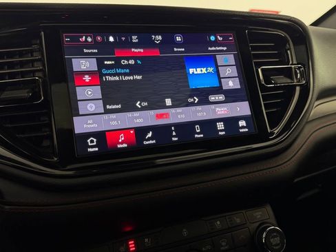 Used 2025 Dodge Durango GT image 17