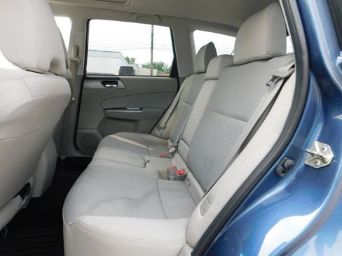 Used 2013 Subaru Forester 2.5X Premium AWD/4WD image 11