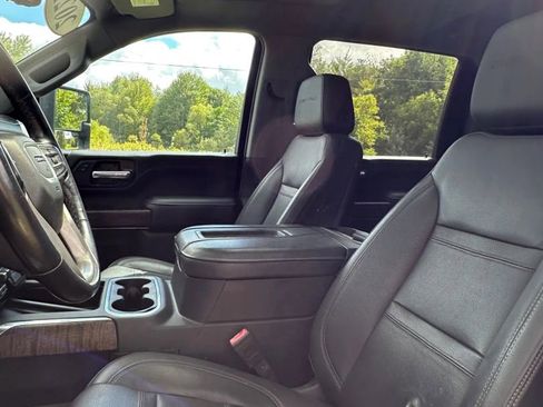 Used 2021 GMC Sierra 2500 Denali w/ Denali Black Diamond Edition image 13