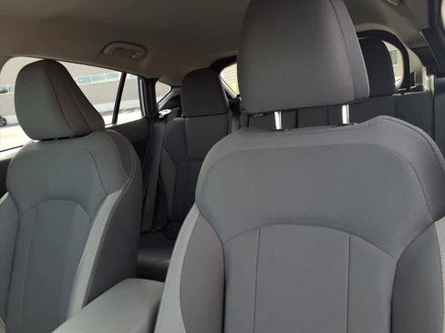 Used 2025 Subaru Crosstrek 2.0i Premium w/ Convenience Package #2 image 26