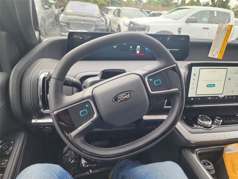 New 2025 Ford Expedition Max Platinum w/ Stealth Performance Package image 36