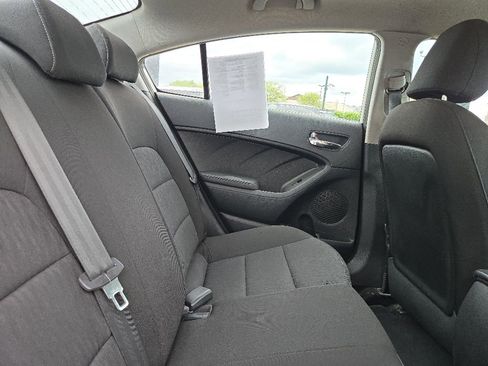 Used 2016 Kia Forte LX FWD image 29