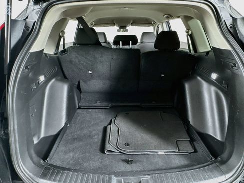 Used 2025 Honda CR-V LX image 19