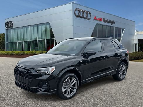 New 2025 Audi Q3 2.0T Premium image 1