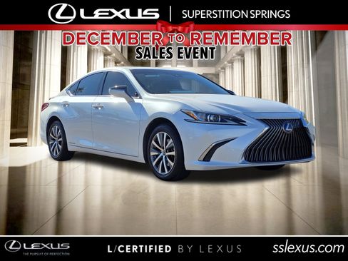 Certified 2019 Lexus ES 300h w/ Accessory Package image 1