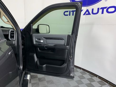 Used 2019 RAM 2500 Big Horn image 35