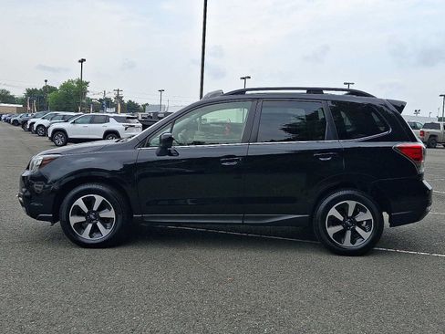 Used 2018 Subaru Forester 2.5i Limited AWD/4WD image 4
