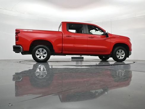 Used 2025 Chevrolet Silverado 1500 LT AWD/4WD image 37