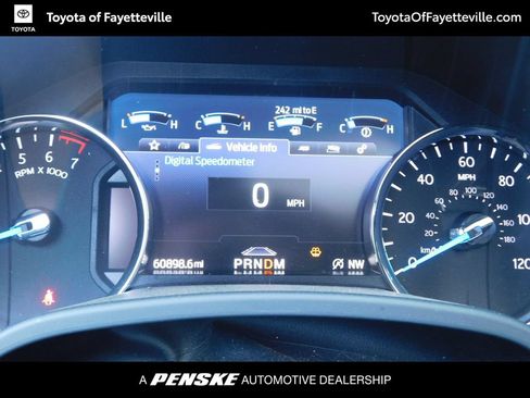 Used 2021 Ford Expedition Limited AWD/4WD image 12