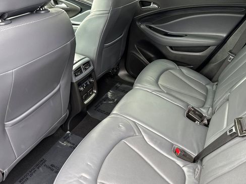 Used 2020 Buick Envision Essence image 11