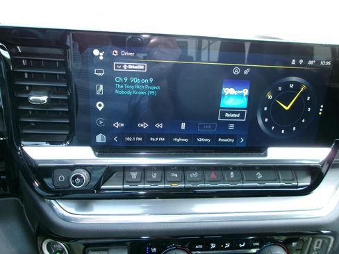 Used 2025 Chevrolet Silverado 2500 High Country w/ High Country Premium Package image 18