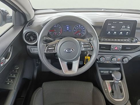 Used 2021 Kia Forte LXS FWD image 22