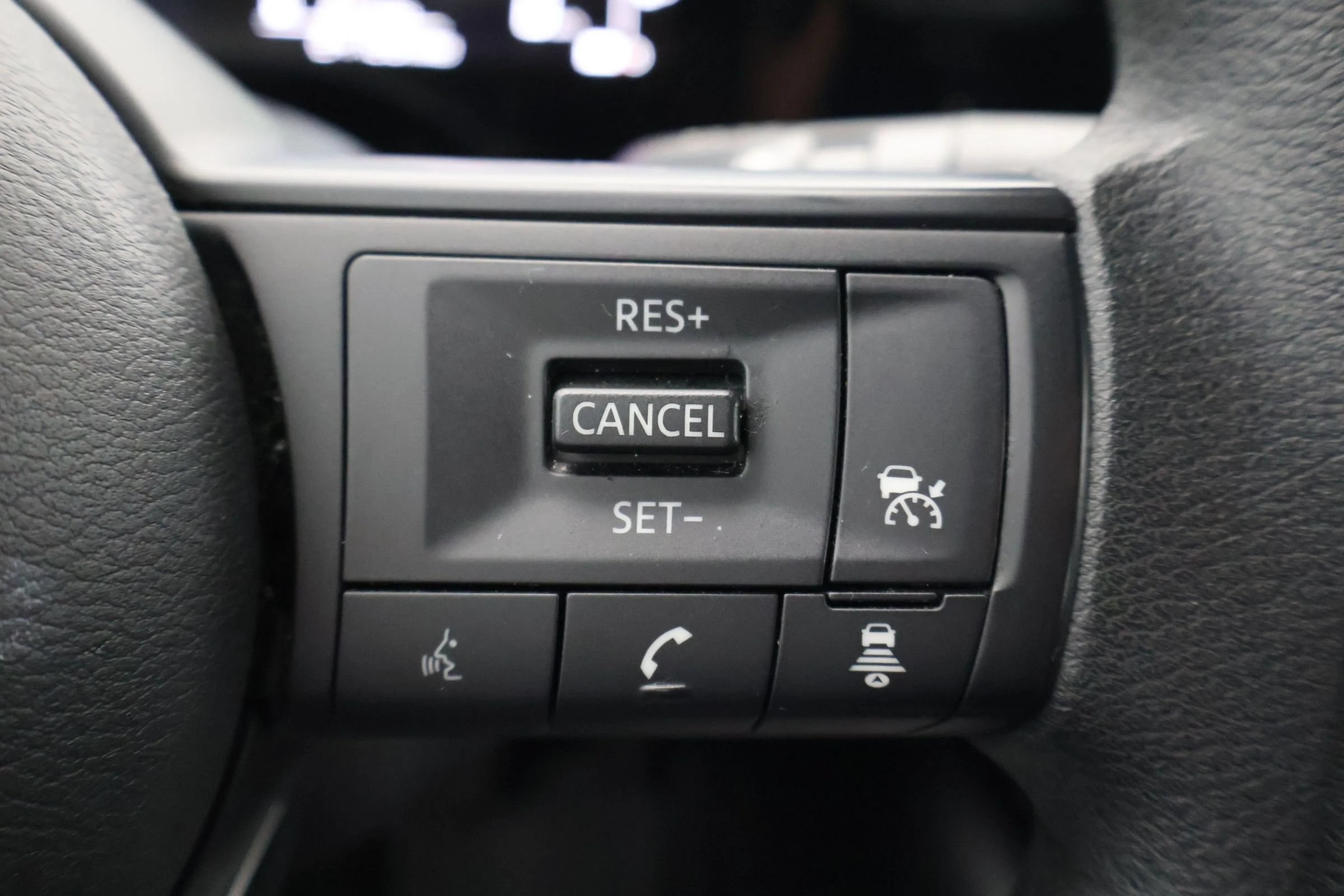Used 2025 Nissan Kicks S AWD/4WD image 17