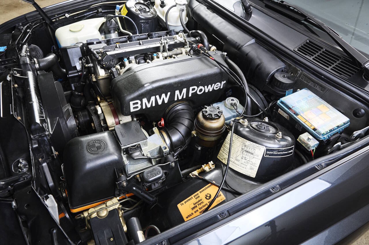 Used 1988 BMW M3 Coupe RWD image 98