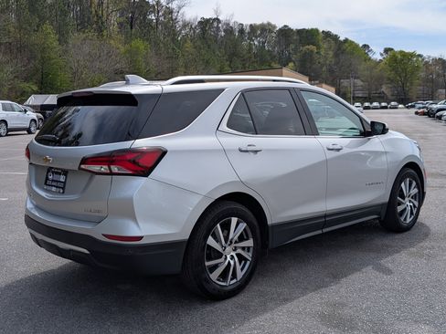 Used 2022 Chevrolet Equinox Premier image 9