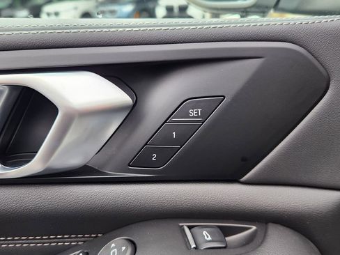 New 2026 BMW X5 xDrive50e w/ Premium Package AWD/4WD image 17