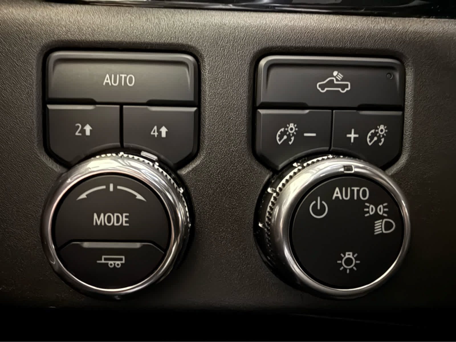 Used 2024 GMC Sierra 1500 SLE AWD/4WD image 26