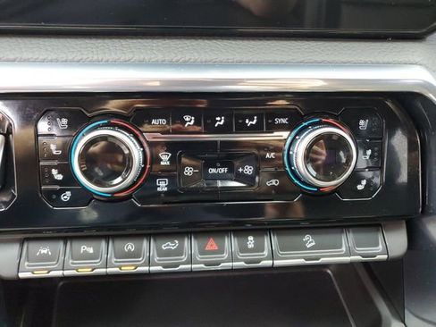 Used 2025 GMC Sierra 1500 Denali image 23