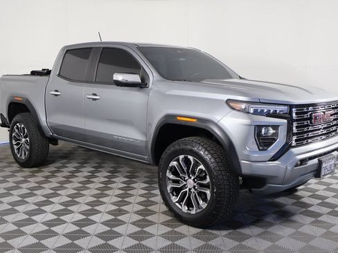 Used 2023 GMC Canyon Denali AWD/4WD image 3