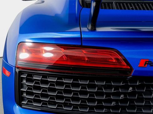 Used 2022 Audi R8 V10 image 12