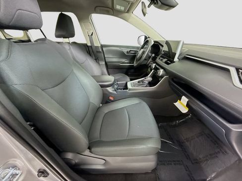 Certified 2025 Toyota RAV4 LE FWD image 28