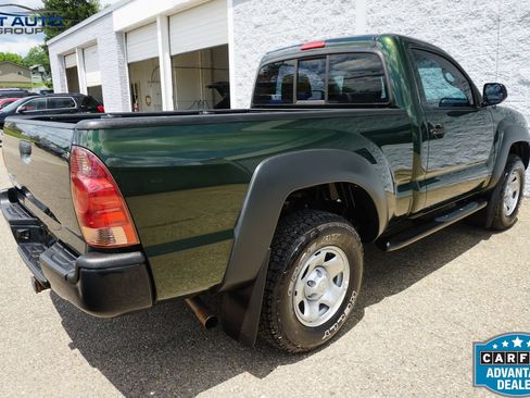 Used 2012 Toyota Tacoma 4x4 Regular Cab image 10