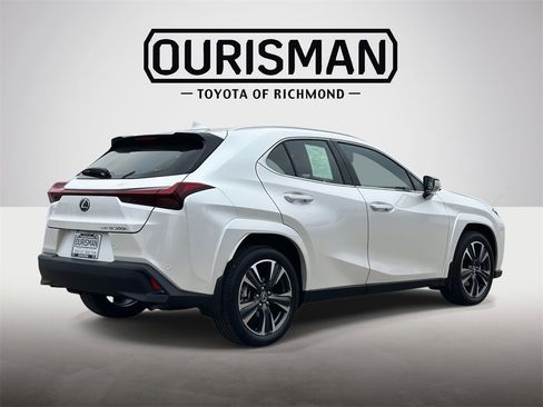 Used 2025 Lexus UX 300h AWD image 20