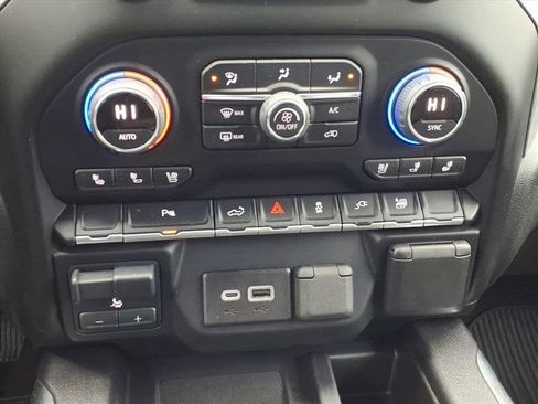 Certified 2022 Chevrolet Silverado 1500 LTZ w/ LTZ Convenience Package II image 35