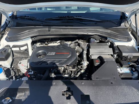 Used 2019 Hyundai Santa Fe AWD image 20