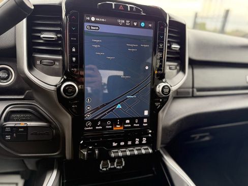 Used 2024 RAM 3500 Big Horn w/ Sport Appearance Package image 25