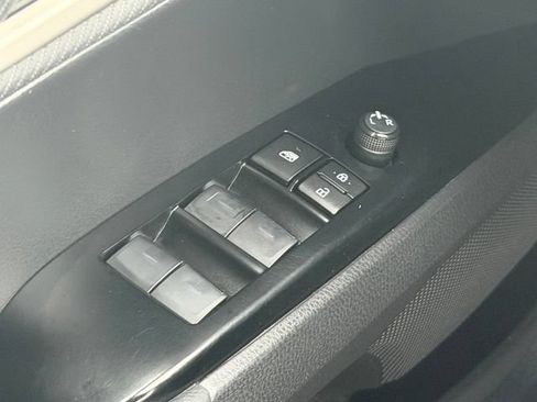 Certified 2025 Toyota Camry SE FWD image 31