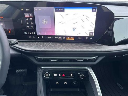 New 2025 Audi Q5 Premium Plus image 25