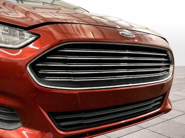 Used 2014 Ford Fusion SE w/ Equipment Group 202A FWD image 30