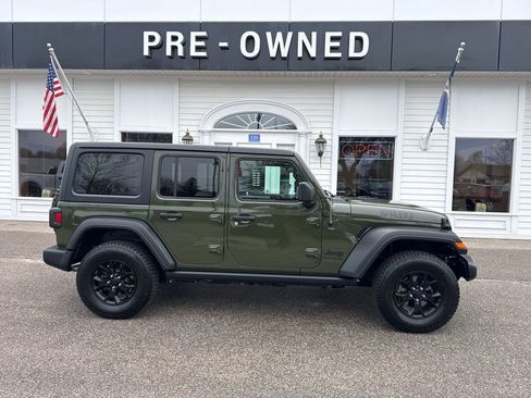 Used 2021 Jeep Wrangler Unlimited Sport AWD/4WD image 4