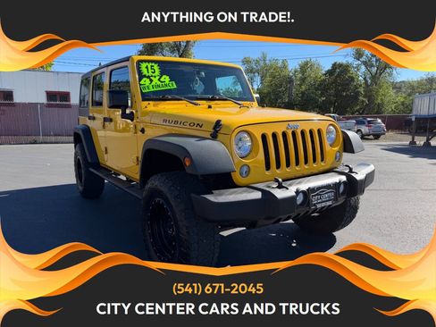 Used 2015 Jeep Wrangler Unlimited Rubicon w/ Connectivity Group AWD/4WD image 1