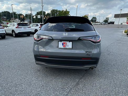 Certified 2024 Honda HR-V Sport image 5