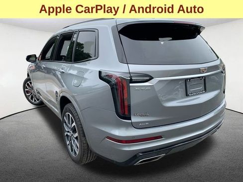 Used 2023 Cadillac XT6 Sport image 10