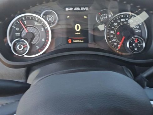 Used 2024 RAM 2500 Big Horn w/ Sport Appearance Package image 24